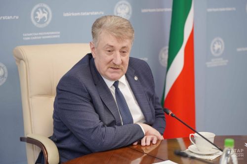 Председатель ЦИК РТ подчеркнул, что жители Татарстана традиционно активны на выборах, и он надеется, что так будет и в этот раз