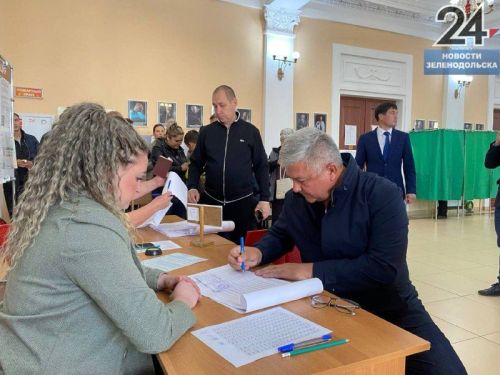 Михаил Афанасьев, глава Зеленодольского района: «Зеленодольцы идут на выборы семьями, и это очень радует!»