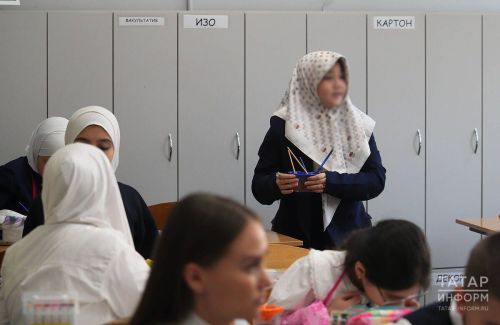 Персонализированная поддержка: как Татарстан обеспечивает успешную школьную адаптацию детей мигрантов