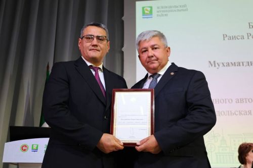 Главный врач Зеленодольской ЦРБ Рамиль Мухаматдинов отмечен Благодарностью Раиса Республики Татарстан