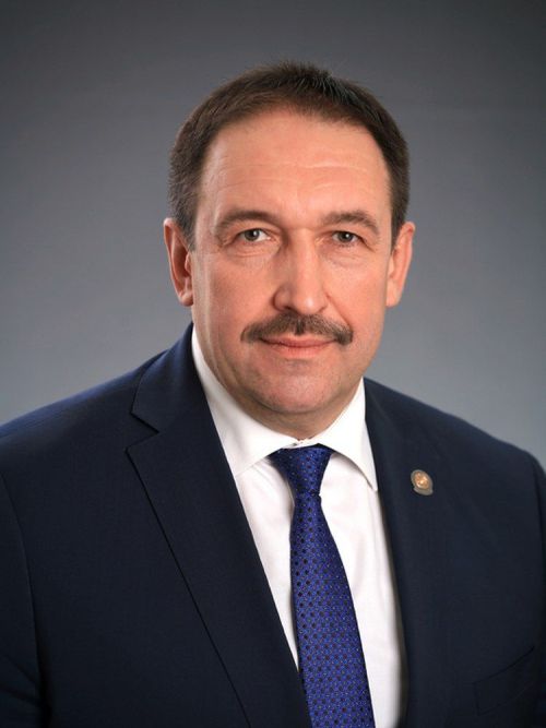 Премьер-министр РТ Алексей Песошин поздравил профсоюзных активистов