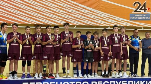 Зеленодольцы — чемпионы Первенства РТ по волейболу