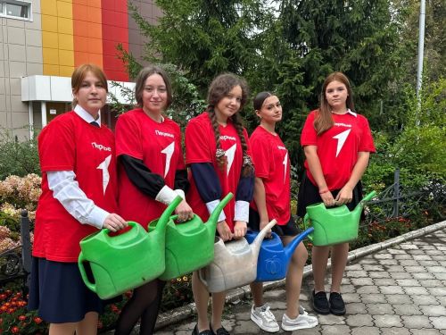 Зеленодольские лицеисты-активисты «Движения Первых» приняли участие во Всероссийской акции «Капля жизни»