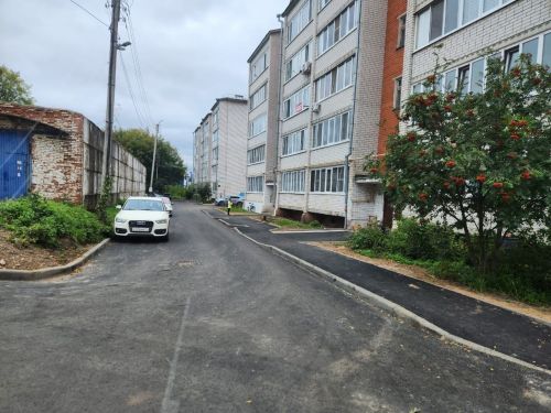 В поселке Васильево завершается программа «Наш Двор»