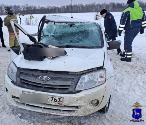 В результате аварии на трассе между Казанью и Ульяновском погибли два человека