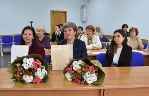 В компании ПОЗиС наградили лучших заводчан и активистов профсоюза