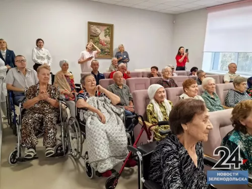 Эльмира Зарипова посетила Зеленодольский дом-интернат