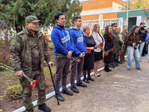 В Зеленодольске увековечили память двух погибших участников СВО