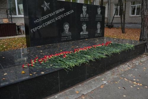 Зеленодольские молодогвардейцы почтили память краснодонских подпольщиков