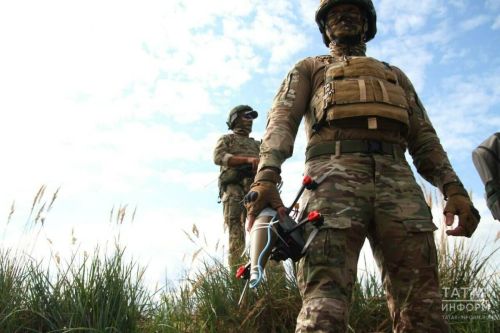 Операторы дронов в Войсках БпС несут службу на удалении 15–20 км от передовой