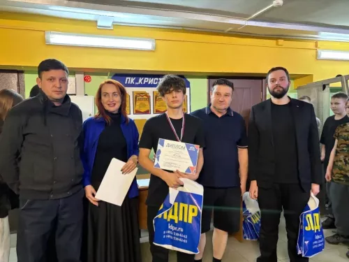 В Зеленодольске прошли соревнования по пауэрлифтингу