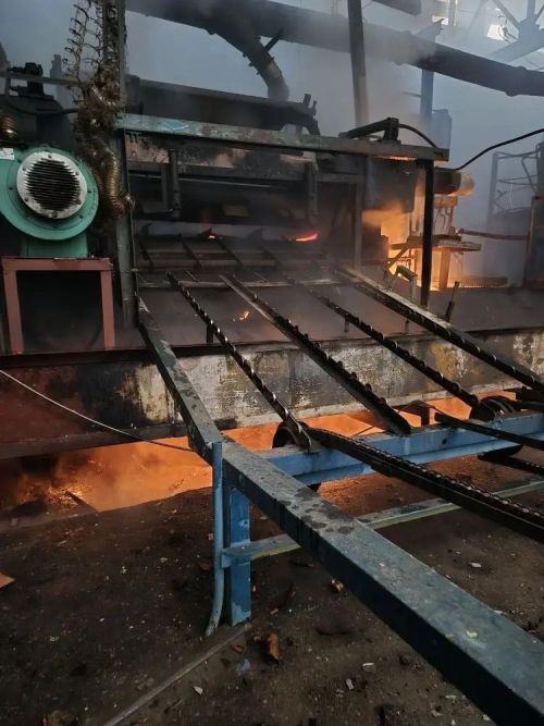 Пожар в неэксплуатируемом здании