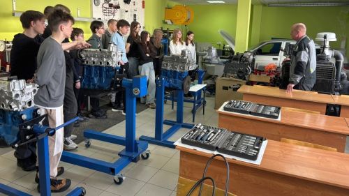 Выпускников лицея пригласили на профпробы в Зеленодольский механический колледж