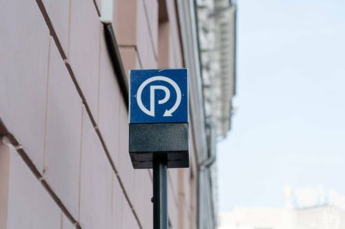 Количество платных парковок в Казани увеличат на 1,6 тыс. мест
