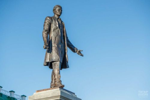 Рифкат Минниханов отметил особенную важность подписания Указа Президента РФ о праздновании 150-летия Тукая
