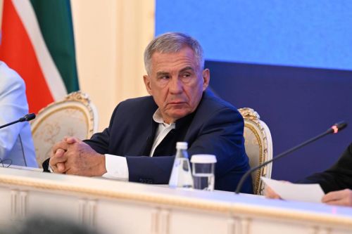 Рустам Минниханов отметил ключевую тенденцию к формированию многополярного мира