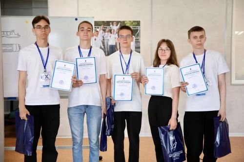 Инженерная элита Зеленодольска: триумф школьников на Всероссийских соревнованиях в Санкт-Петербурге
