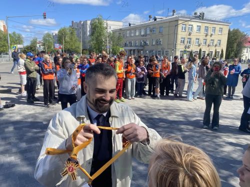 75 лет традиции: в Зеленодольске прошла юбилейная легкоатлетическая эстафета ко Дню Победы