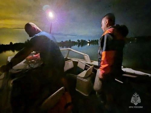 Трагедия под Зеленодольском: водолазы нашли тела мужчины и ребенка, утонувших при падении с сапборда