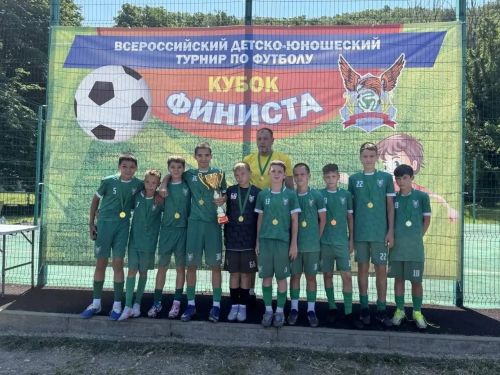 Команда спортивной школы № 3 Зеленодольска завоевала золото турнира «Летний кубок финиста 2026»
