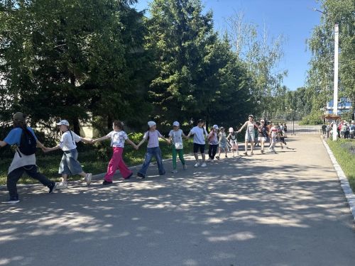 Пришкольный лагерь лицея №1 отмечает День защиты окружающей среды
