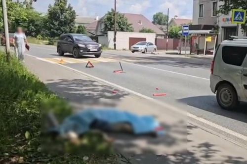 В Казани пожилой водитель насмерть сбил 60-летнюю женщину