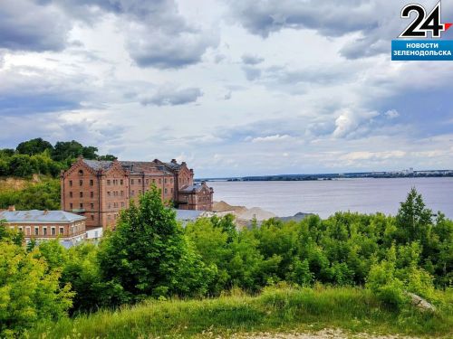 Путешествуем летом по Татарстану: Что таит красная крепость на берегу Волги