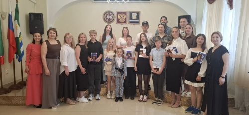 7 юных зеленодольцев на торжественной церемонии получили паспорт гражданина Российской Федерации