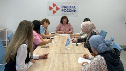 В Центре занятости прошла встреча участниц женского клуба