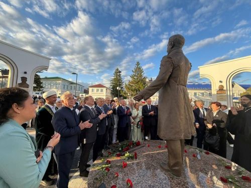 Имена 1300 земляков увековечили на Аллее Славы в Мамадыше