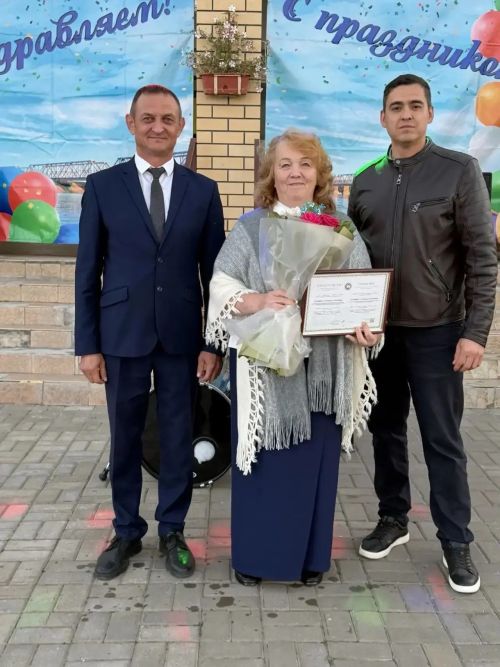 В Нижних Вязовых отметили День поселка