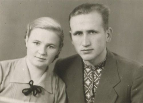 90-летняя Александра Анисимова получила заслуженную награду