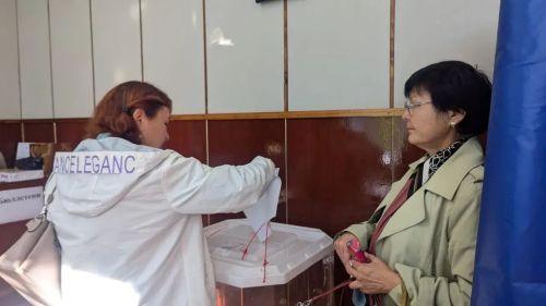 Жители села Нурлаты активно голосуют на выборах