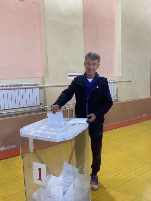Мнением, почему надо голосовать, делится тренер Раис Гибадуллин