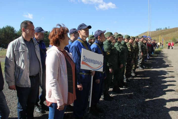 Зеленодольцы приняли участие в соревнованиях нештатных аварийно-спасательных формирований