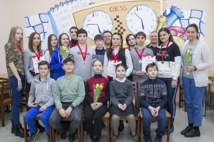 Фото: Шахматный турнир среди юнармейских отрядов ЗМР