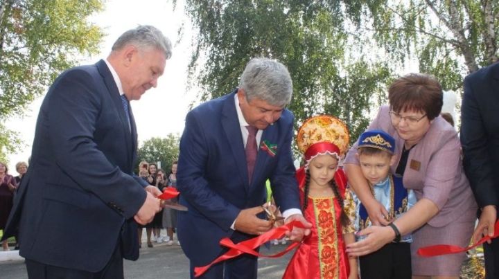 В поселке Новониколаевский открылся новый детский сад