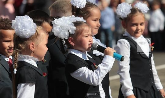 Министр образования РТ Рафис Бурганов: «Только вы, дорогие педагоги, можете воспитать яркую целеустремленную личность»