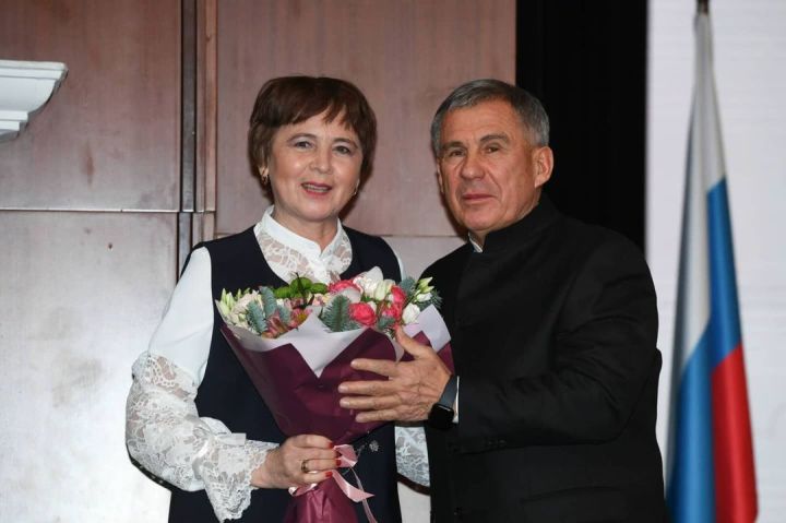 Жительница Зеленодольского района награждена медалью «За заслуги в развитии местного самоуправления в Республике Татарстан»