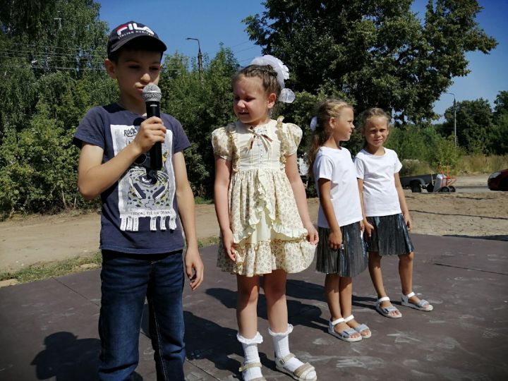 В Зеленодольске на ул.Загородная местные жители отметили праздник двора