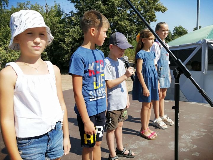 В Зеленодольске на ул.Загородная местные жители отметили праздник двора