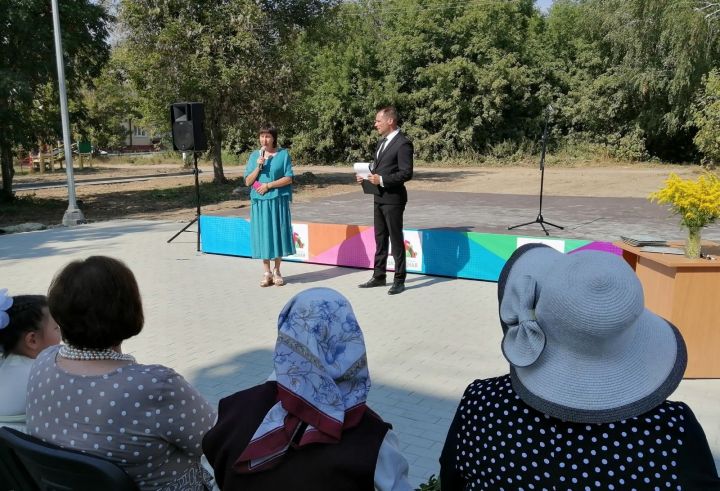 В Зеленодольске на ул.Загородная местные жители отметили праздник двора