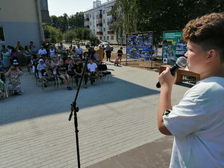 В Зеленодольске на ул.Загородная местные жители отметили праздник двора