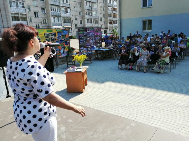 В Зеленодольске на ул.Загородная местные жители отметили праздник двора