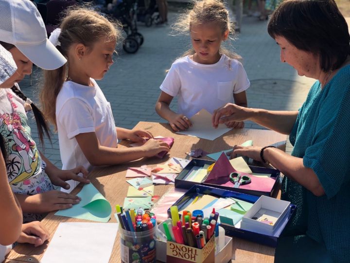 В Зеленодольске на ул.Загородная местные жители отметили праздник двора