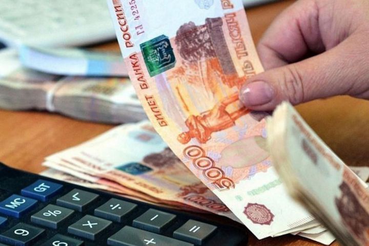 В Татарстане средняя зарплата выросла до 50 287 рублей