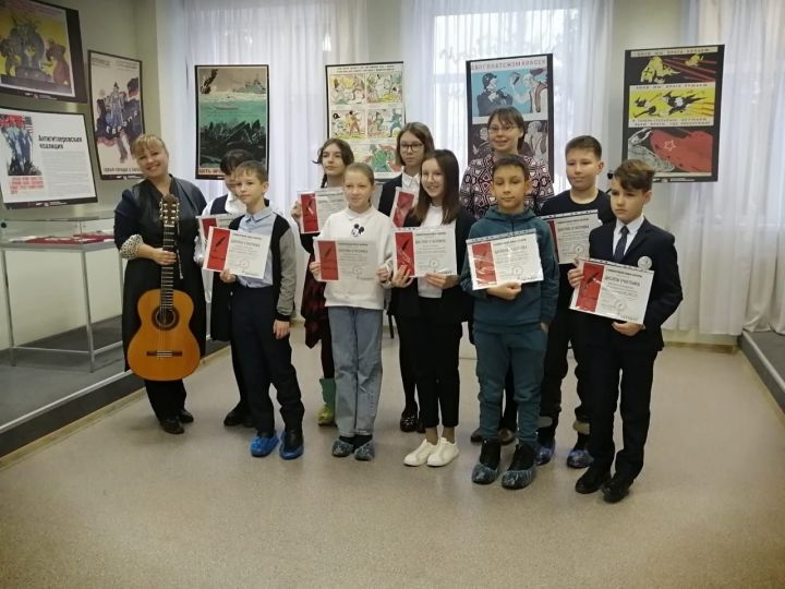 В Зеленодольском музее историко-культурного наследия наградили юных авторов — участников V конференции юных авторов «Пробы пера»