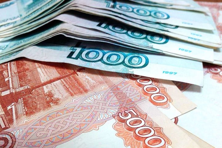 Минтруд ожидает рост средней зарплаты в этом году по Татарстану