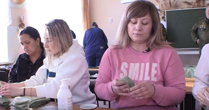 В Зеленодольске продолжается сбор гуманитарной помощи бойцам СВО