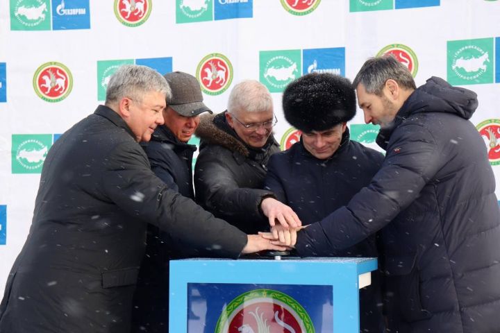 В Зеленодольске прошла торжественная церемония запуска газа в микрорайоне «Волна»